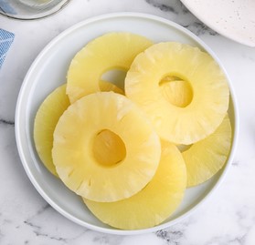 Fruit, Pineapple, Sliced in Juice, #10 Cans, AA