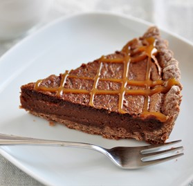 Pie, Chocolate Caramel Malted 10", Pre-Sliced