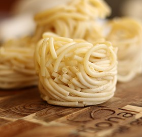 Spaghetti, Nest